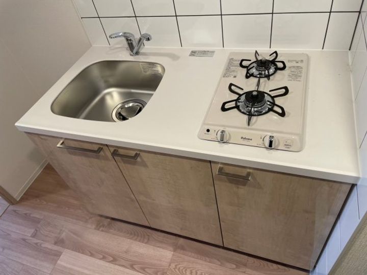 エスリード新大阪ザ・プレミアEASTのキッチン