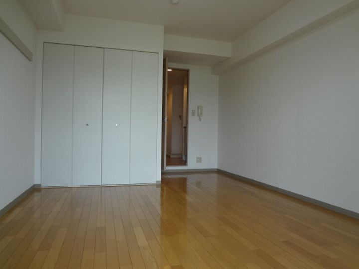 グリーンヒルズ江坂の居間