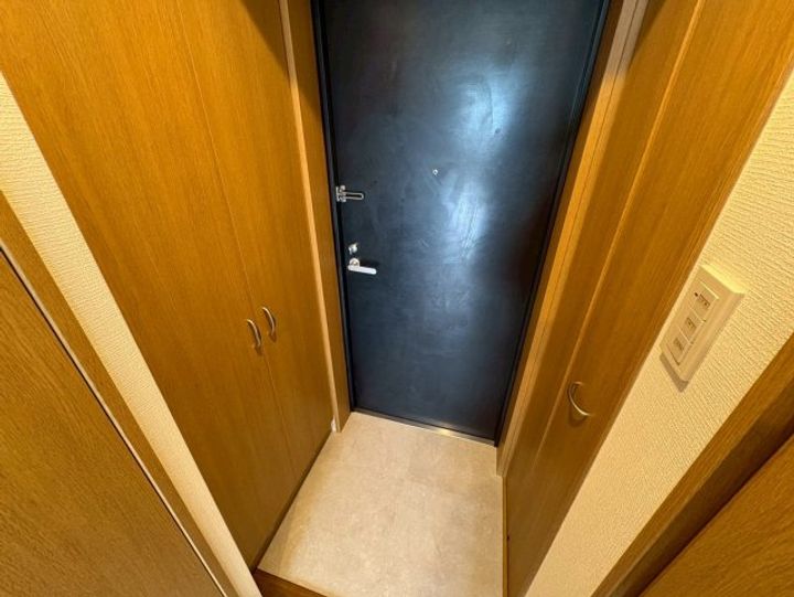 アーデン江坂Ⅱの玄関