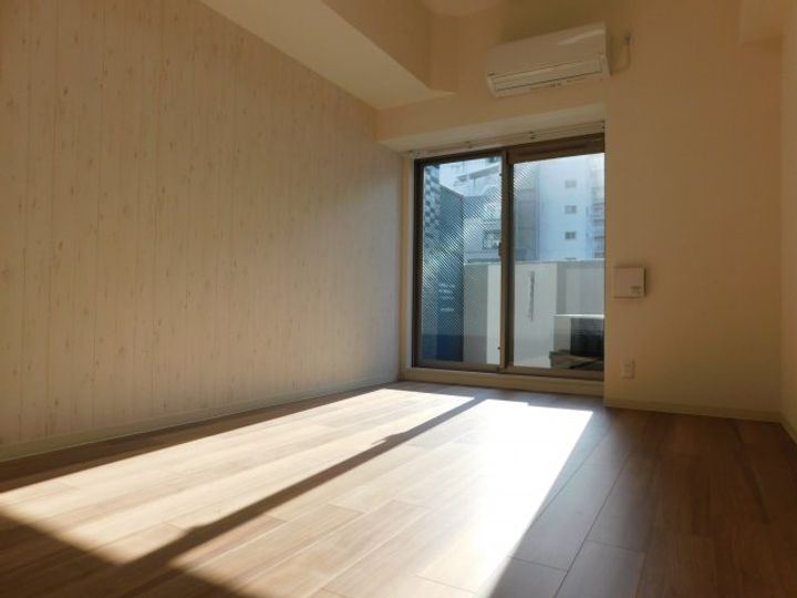 PHOENIX新大阪の居間