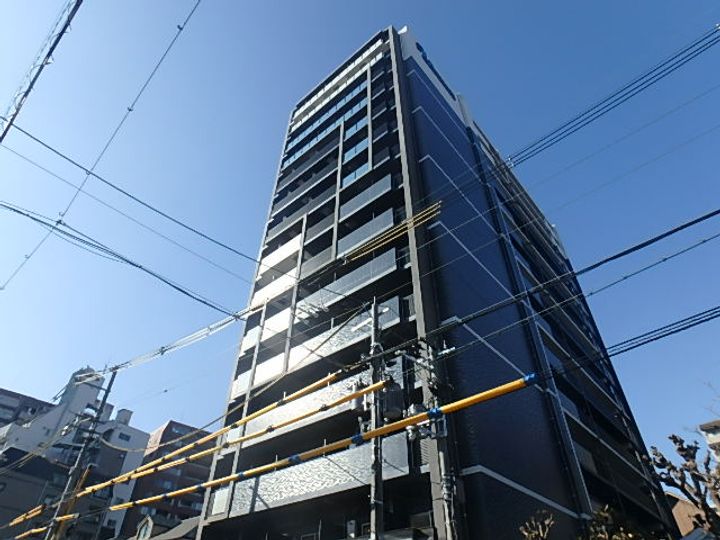 PHOENIX新大阪の外観