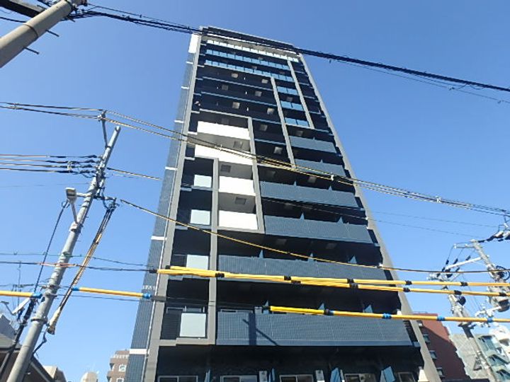 PHOENIX新大阪の外観