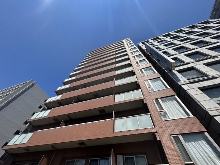 ORSUS新大阪の外観