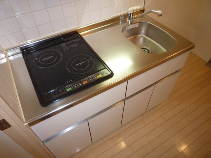 LUMINOUS新大阪のキッチン