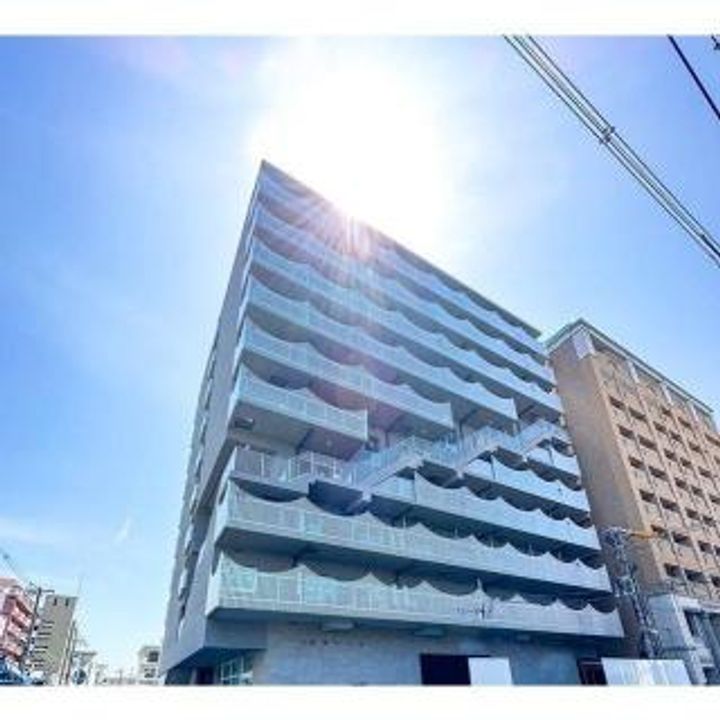 TOPAZ江坂の外観