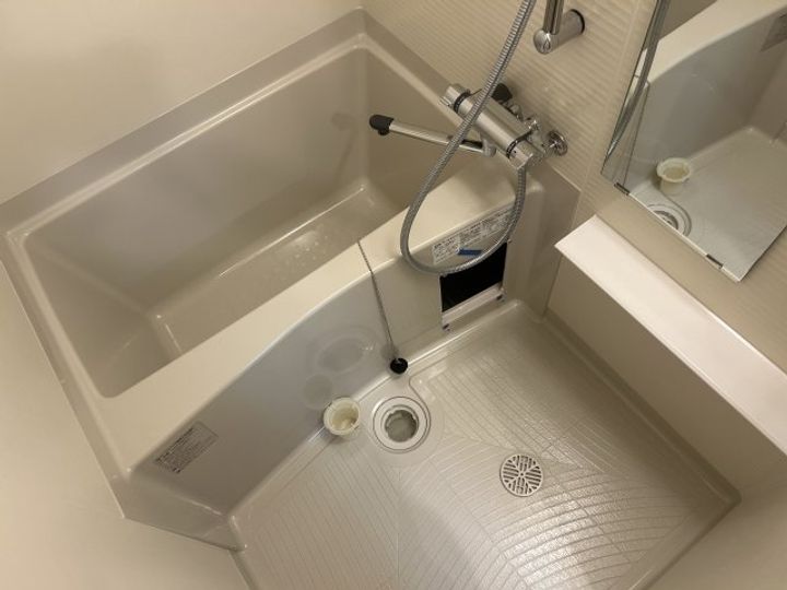 TOPAZ江坂の風呂