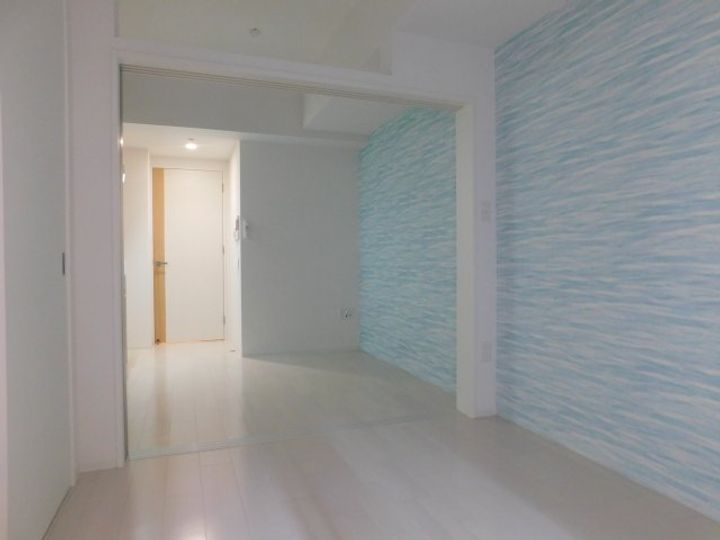 セレニテ新大阪カルムの寝室