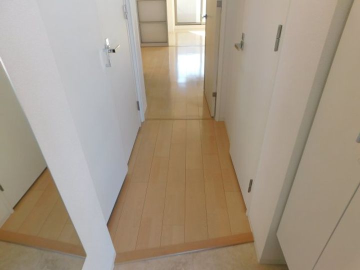 セレニテ新大阪カルムの内装