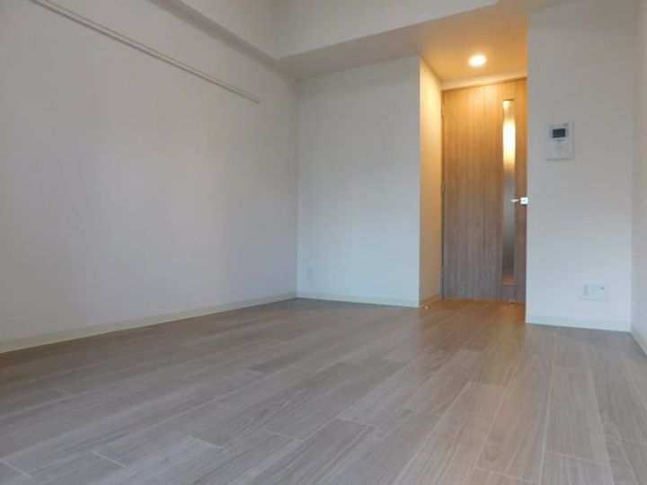 PHOENIX新大阪の居間