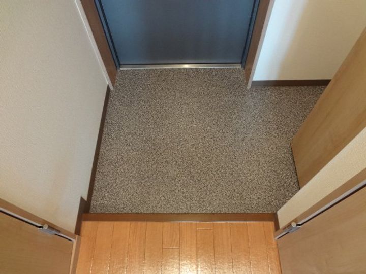 第22関根マンションの玄関