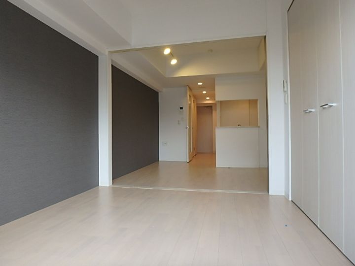 SERENiTE江坂四番館の寝室