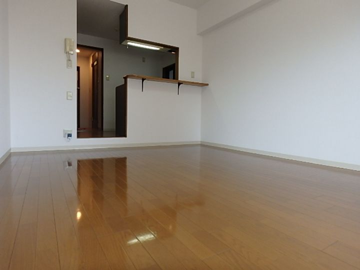 ウェストコート垂水町の内装