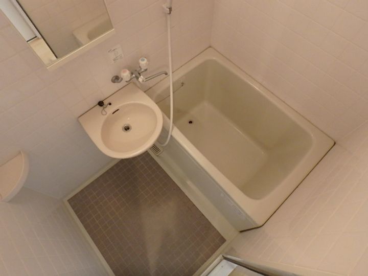 ビスタ江坂南の風呂