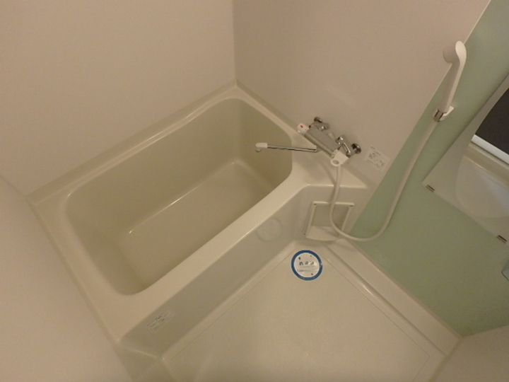 SERENiTE江坂四番館の風呂