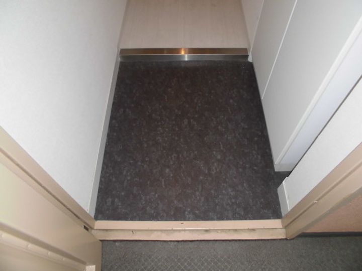 ドイマンションの玄関