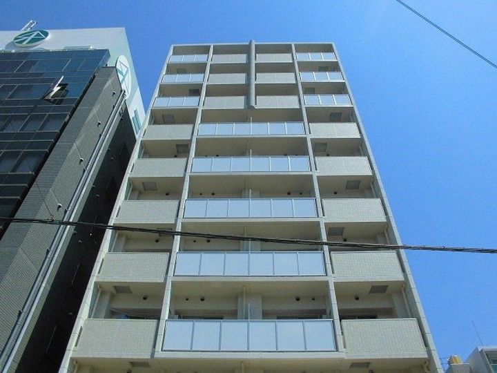 comforespa新大阪の外観