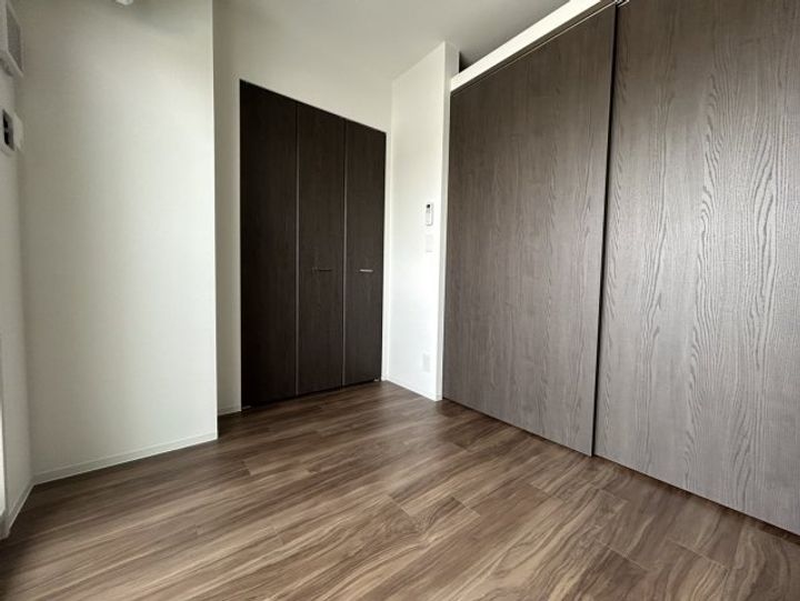 大阪府吹田市江坂町5丁目(マンション)の賃貸物件の寝室