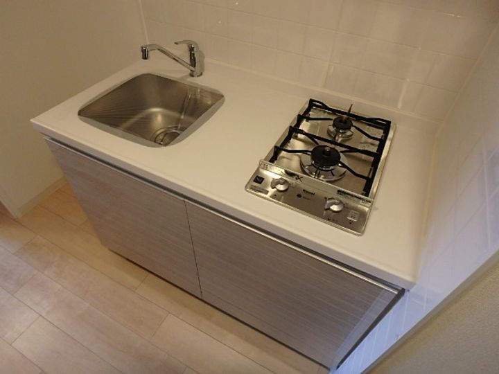 ジュネス新大阪レジデンスのキッチン