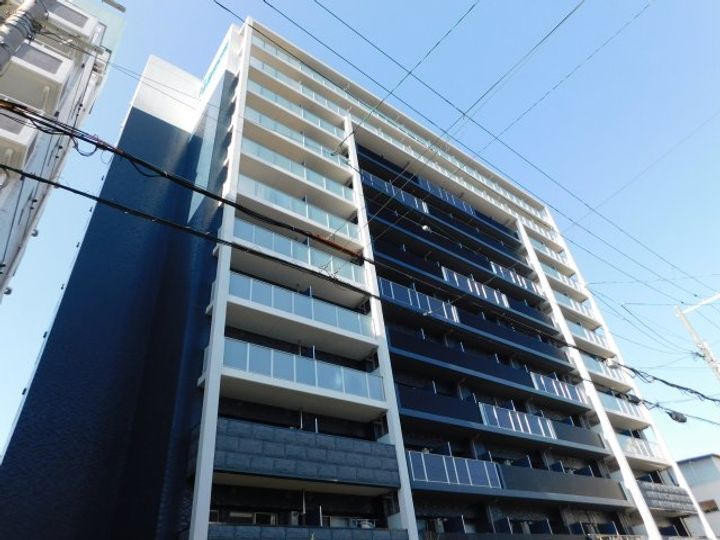 プレサンス新大阪ジェイズの外観