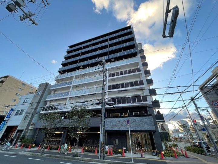 大阪府吹田市南吹田5丁目(マンション)の賃貸物件の外観