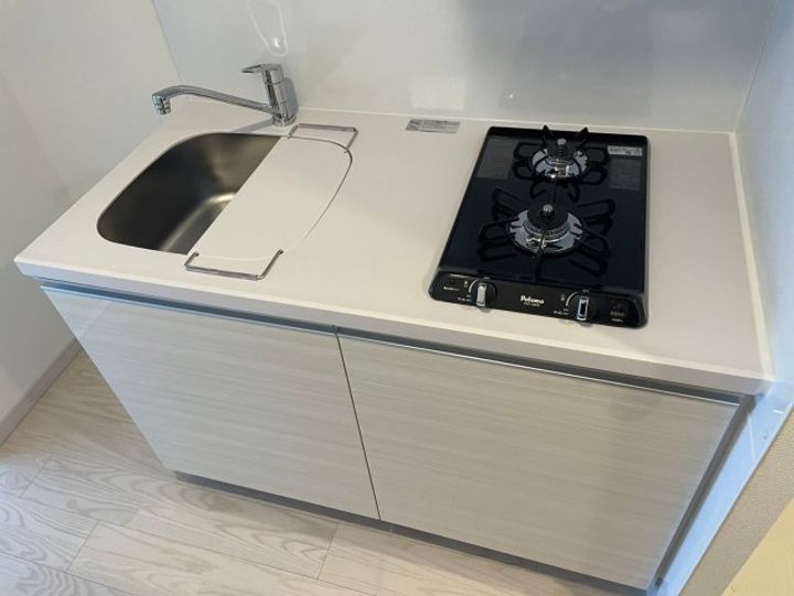 大阪府吹田市南吹田5丁目(マンション)の賃貸物件のキッチン