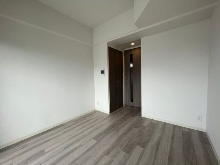 スプランディッド新大阪WESTの居間