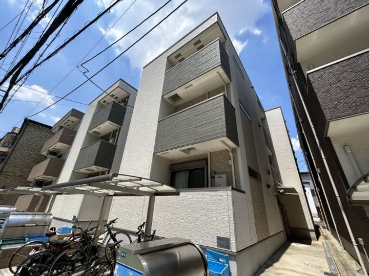 フジパレス江坂Ⅵ番館の外観