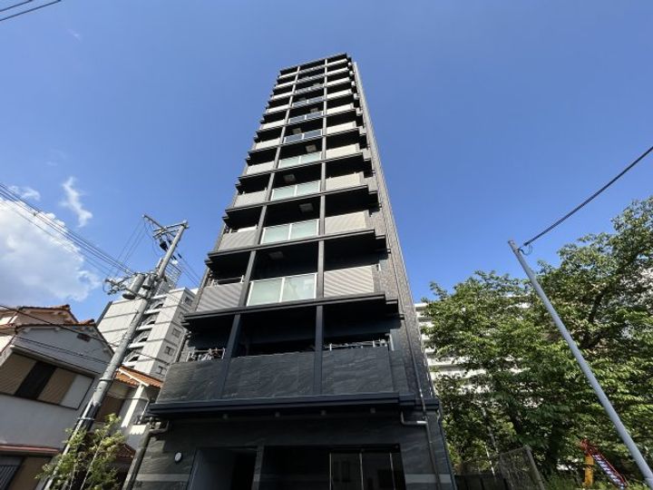 PLACZ SHIN-OSAKAの外観