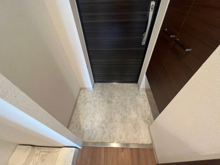 プランドール新大阪NORTHレジデンスの玄関