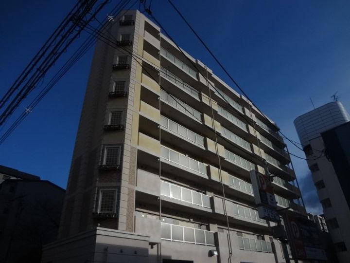 アリビオ江坂垂水町の外観