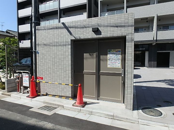 レクセラ西吹田の外観