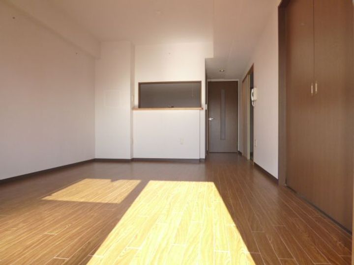 ディアコート新大阪の居間