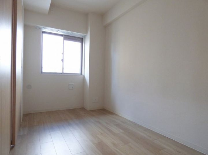 プレサンス新大阪ザ・シティの寝室