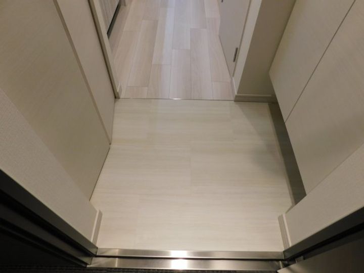 S-RESIDENCE新大阪Rishの玄関