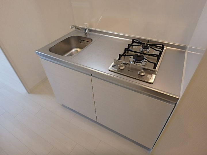 ファーストステージ江坂広芝町のキッチン