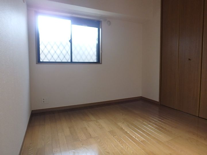 ユーソニアの寝室