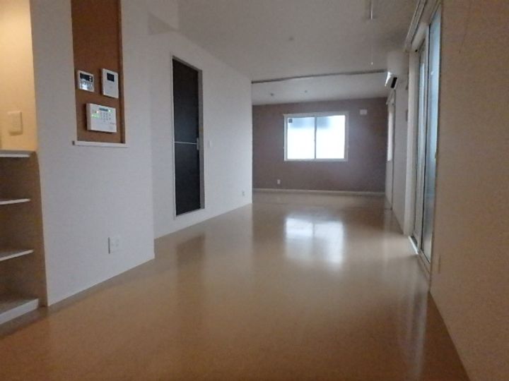 メサージュ江坂の居間