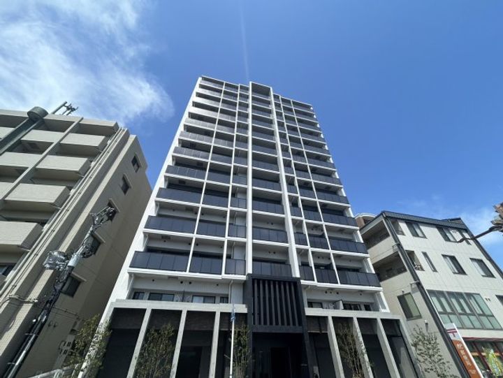 Attirant西三国の外観