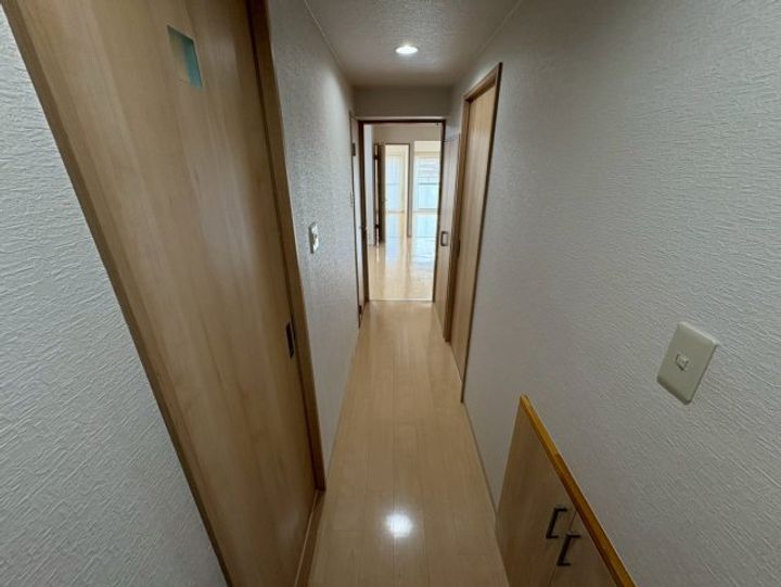 新大阪グランドハイツ 1号棟の内装