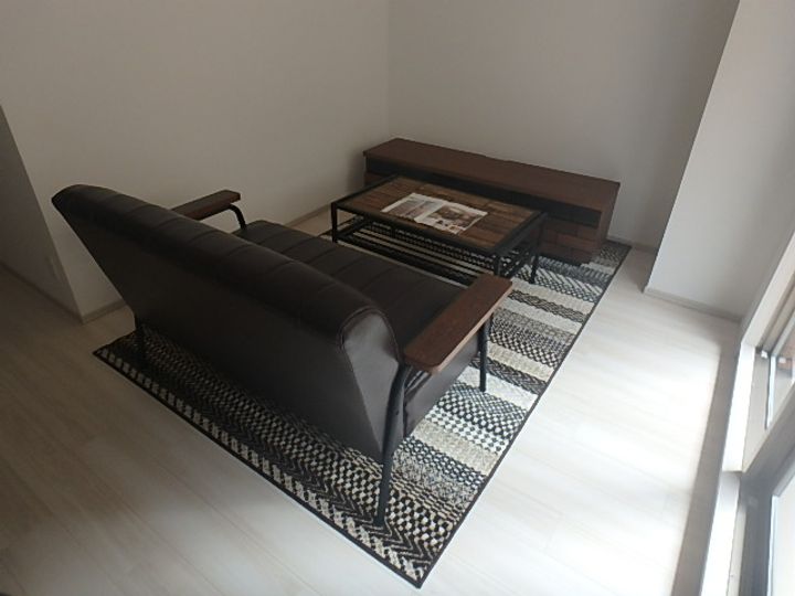 スプランディッド新大阪キャトルの居間