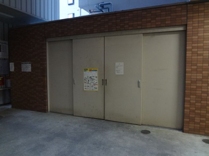 グランシス江坂の外観