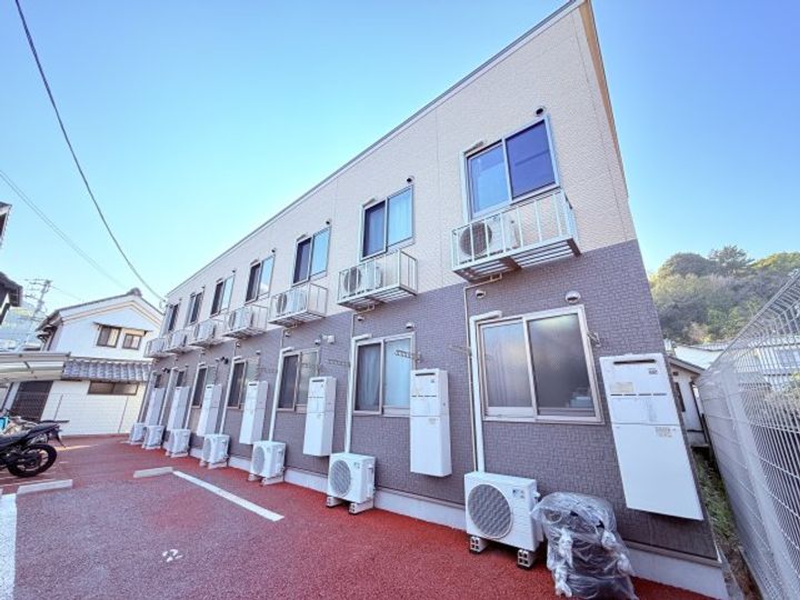 87gラポール本浦105の外観