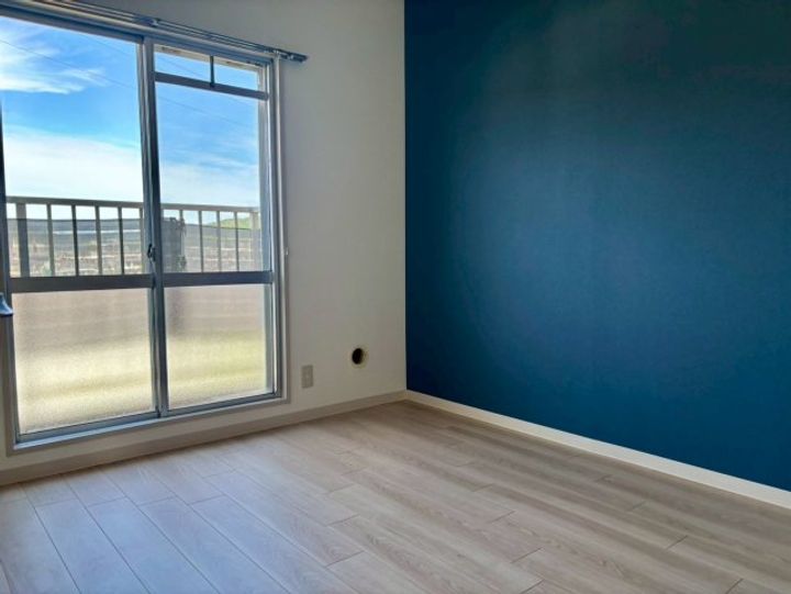 エメラルドマンション五日市保井田502の寝室