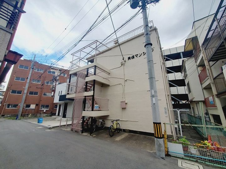 美保マンションの外観