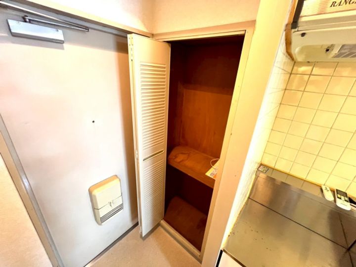 門真グランドハイツ311の玄関