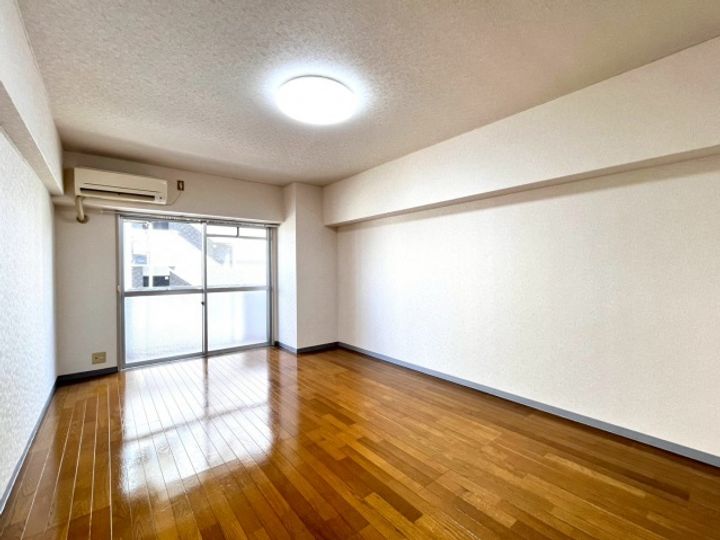 門真グランドハイツ311の居間