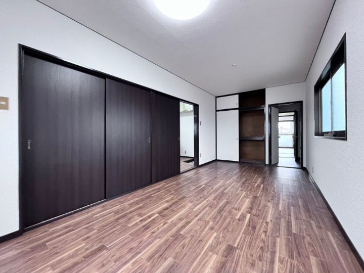 フォーラムイン清州4Aの居間