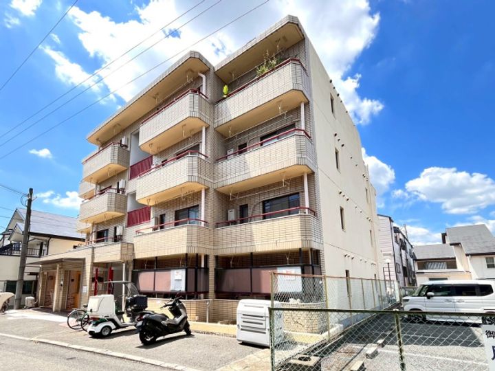 門真モントレー308の外観