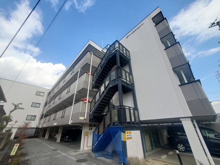 グレースシャトーの外観