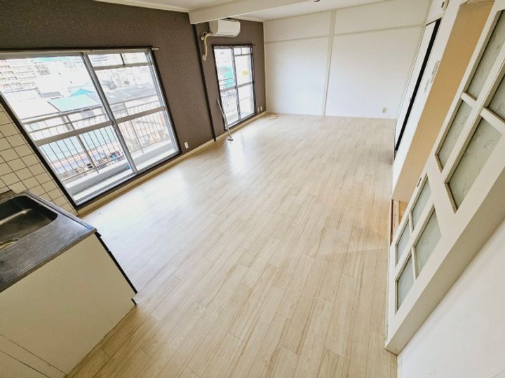 第1林マンションの居間